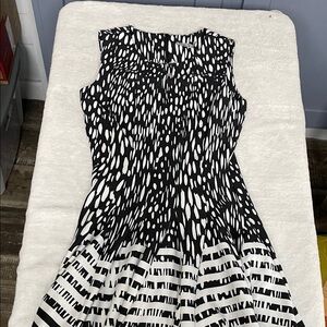 Elegant Black and White Patterned Dress